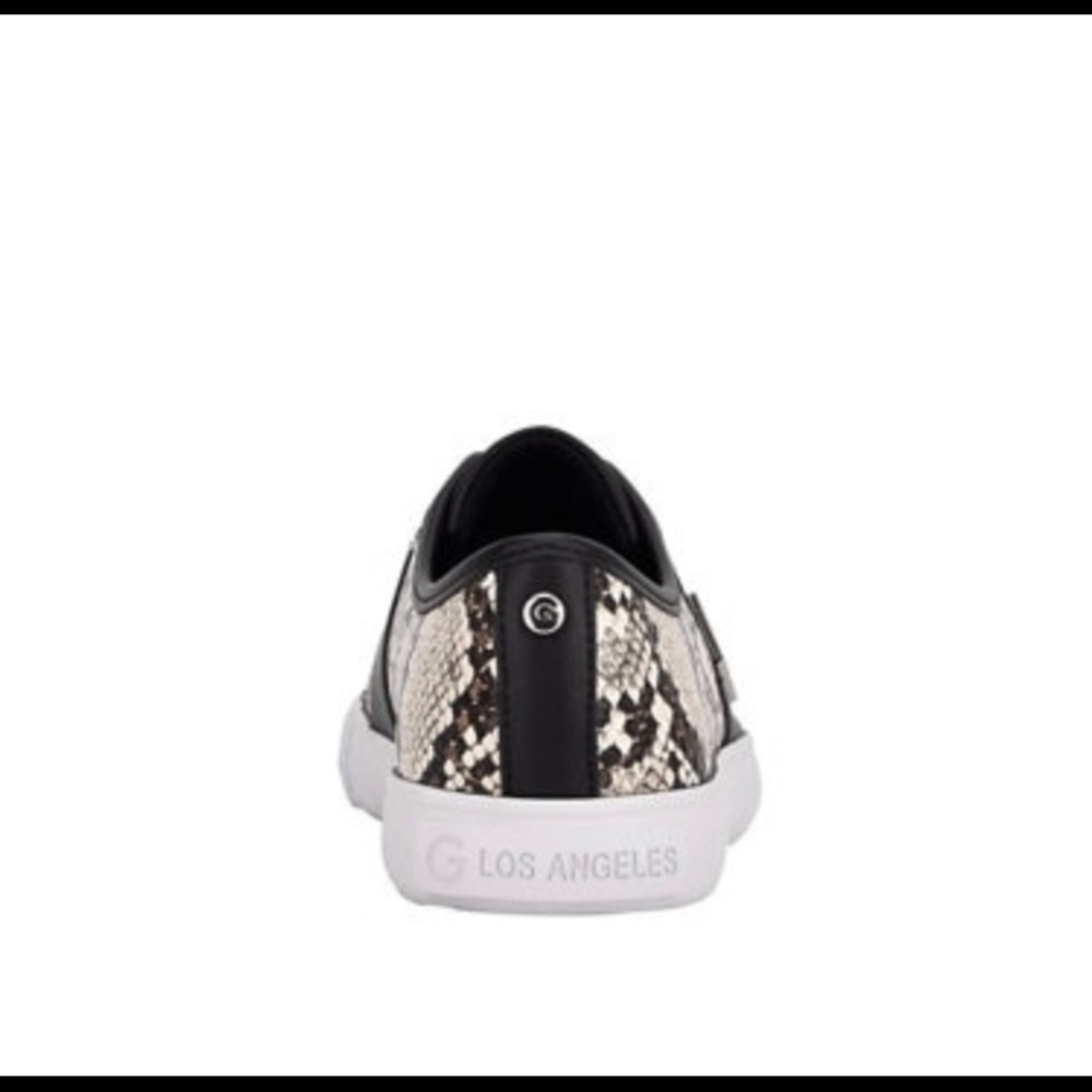 GBG Women’s Animal Print Shoes - Picture 3 of 5